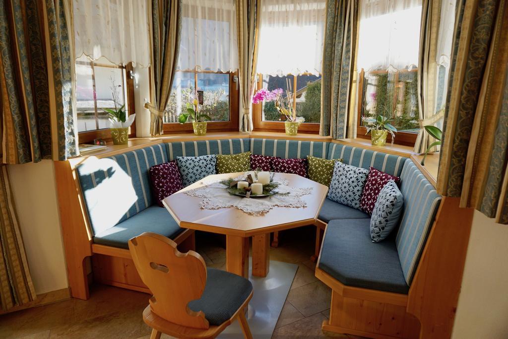 Sonnenschloessl Apartments ノイシュティフト・イム・シュトゥーバイタール エクステリア 写真